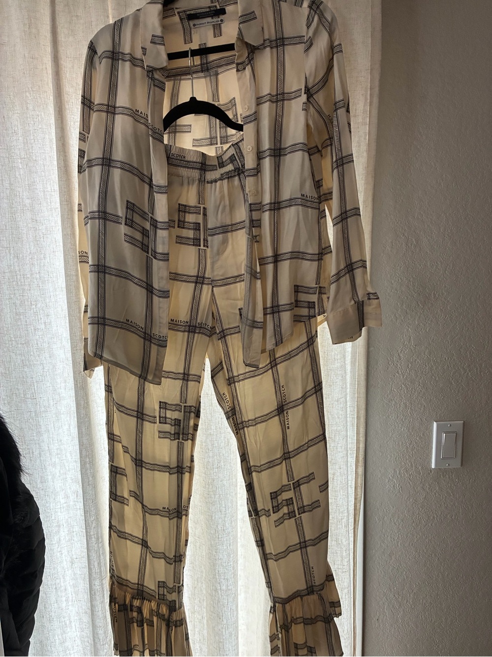 Scotch & Soda Maison “Parfait Francais” Silk feel Shirt and Pants
